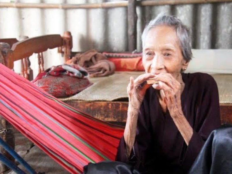 cụ bà Nguyễn Thị Trù
