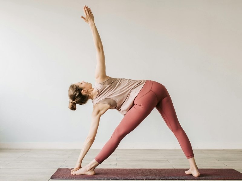 Yoga phòng ngừa thoái hóa khớp